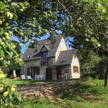 The Gingerbread House Cottage Beauficel Extérieur photo