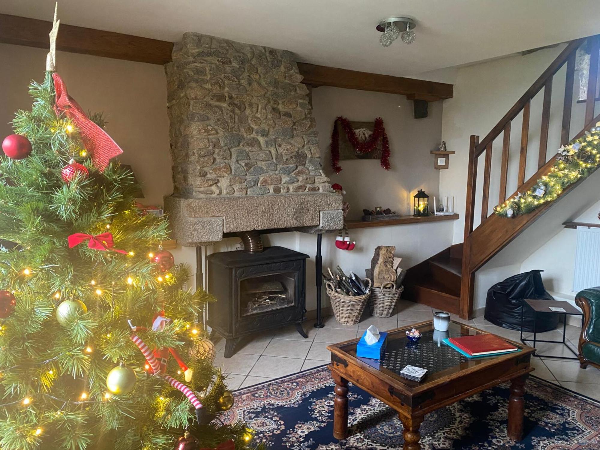 The Gingerbread House Cottage Beauficel Extérieur photo